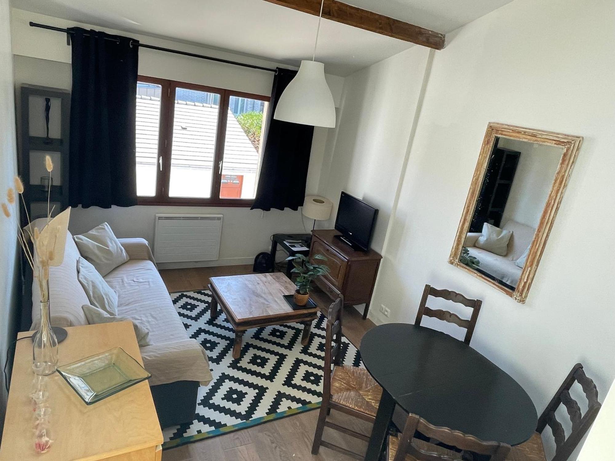 Paris-orly Aeroport Apartment